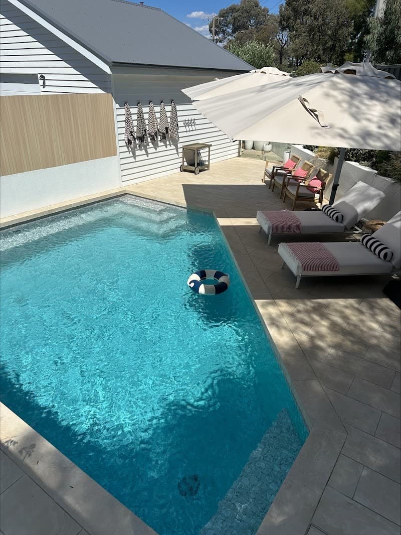 Evolution Pools & Spas pool builder work in East Bendigo