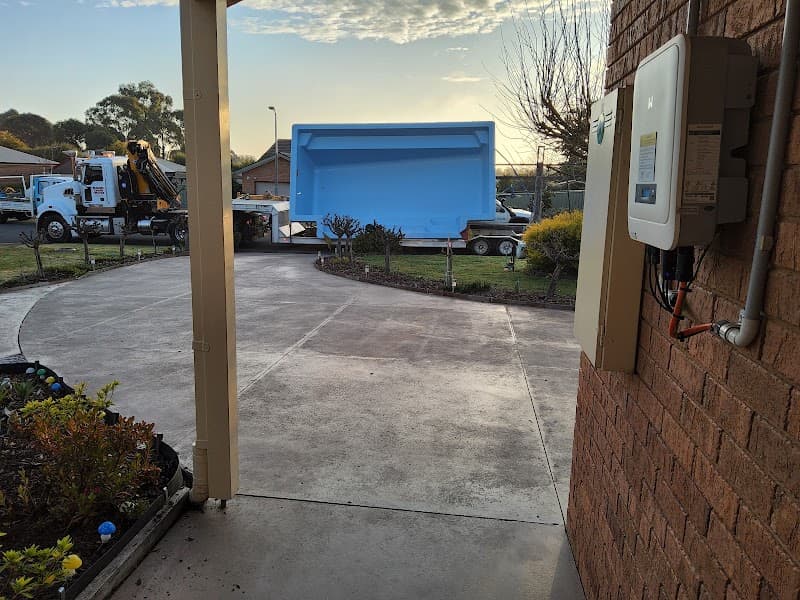 Evolution Pools & Spas pool builder work in East Bendigo