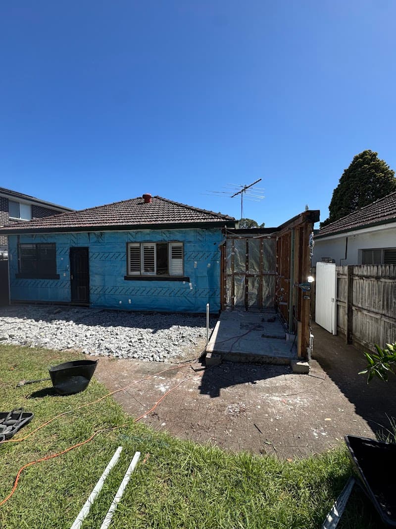 Evolve Demolition. strip -outs & Demolition contractor demolition work in Bexley