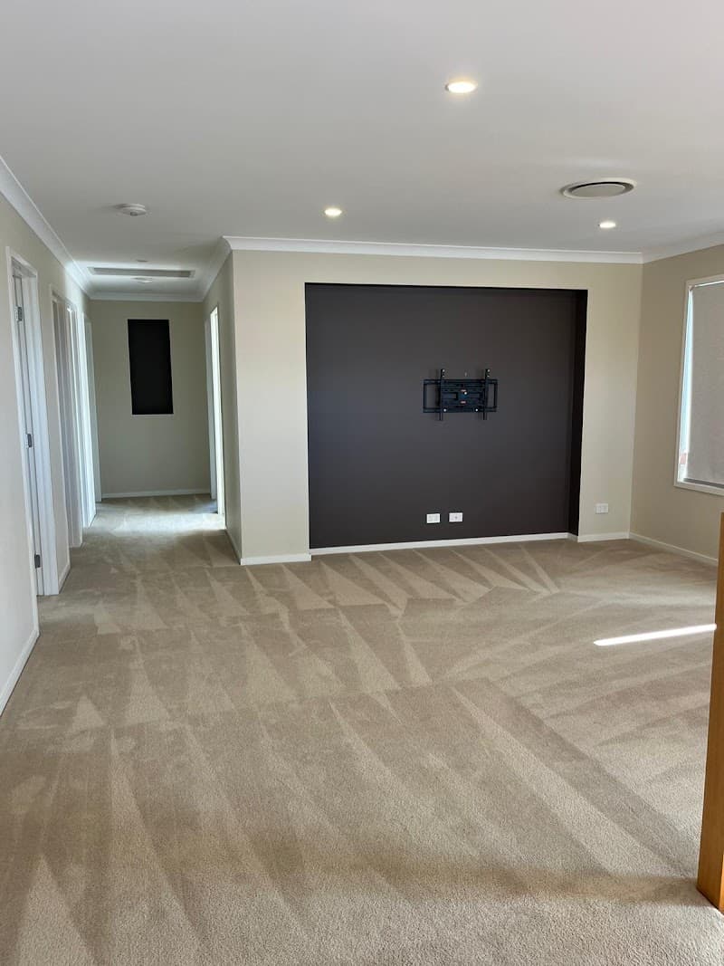 Excellent Bond Cleaning Brisbane cleaning work in Taringa
