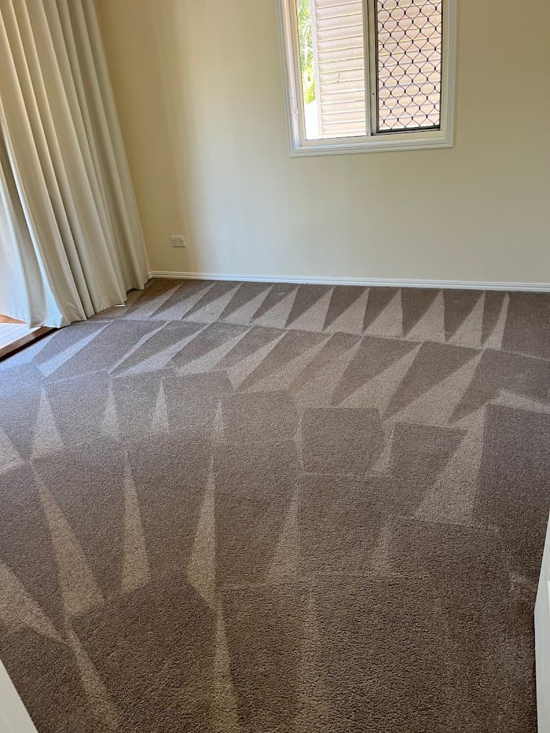 Excellent Bond Cleaning Brisbane cleaning work in Taringa
