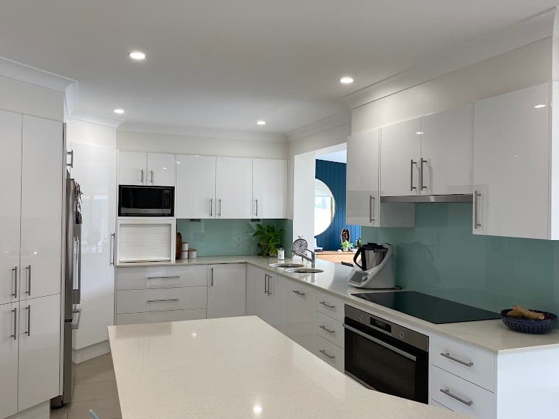 Excellent full House cleaning service cleaning work in Miranda