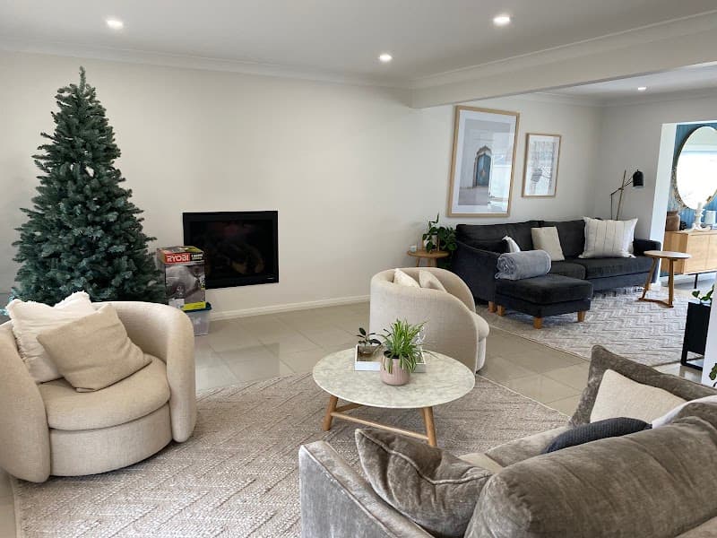 Excellent full House cleaning service cleaning work in Miranda