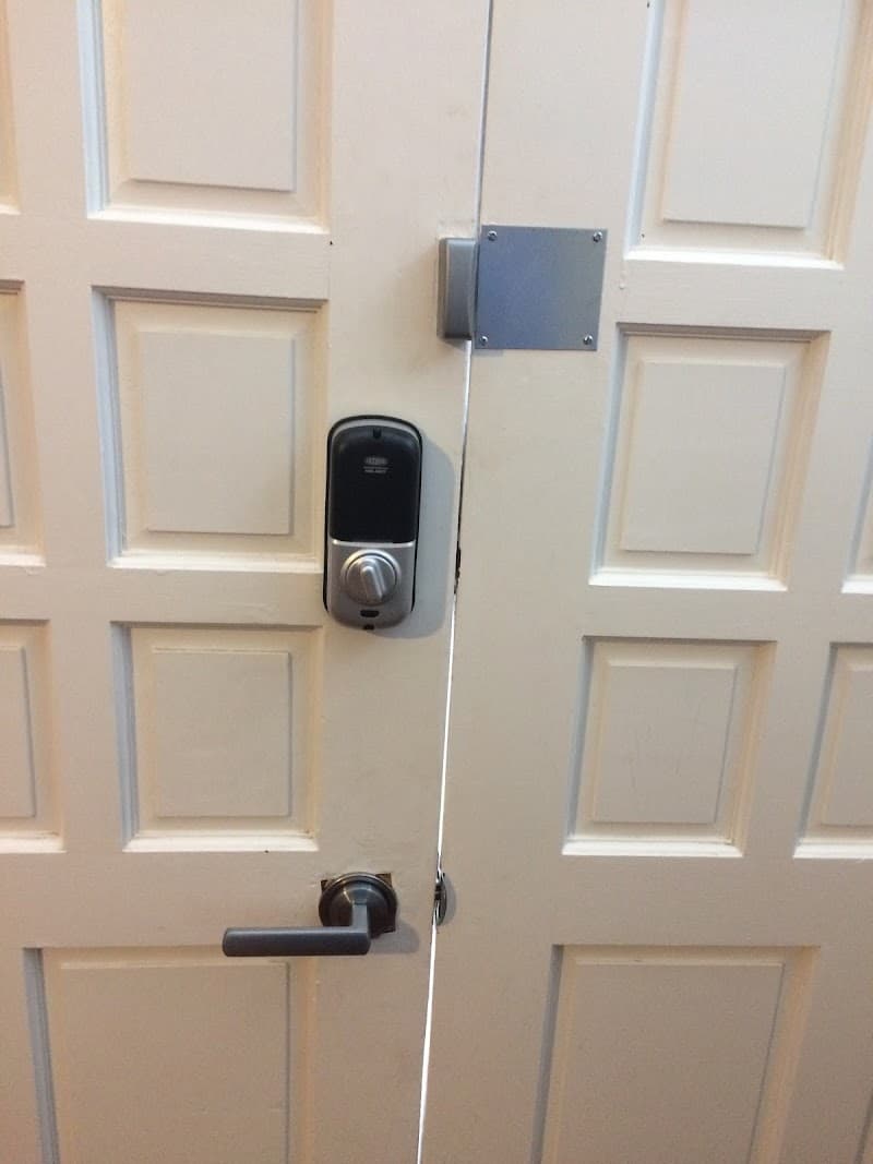 Excellent Locksmiths Mornington locksmith work in Mornington
