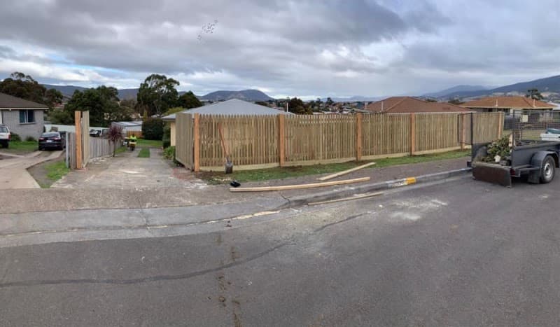 Expert House Maintenance fencing work in Mornington