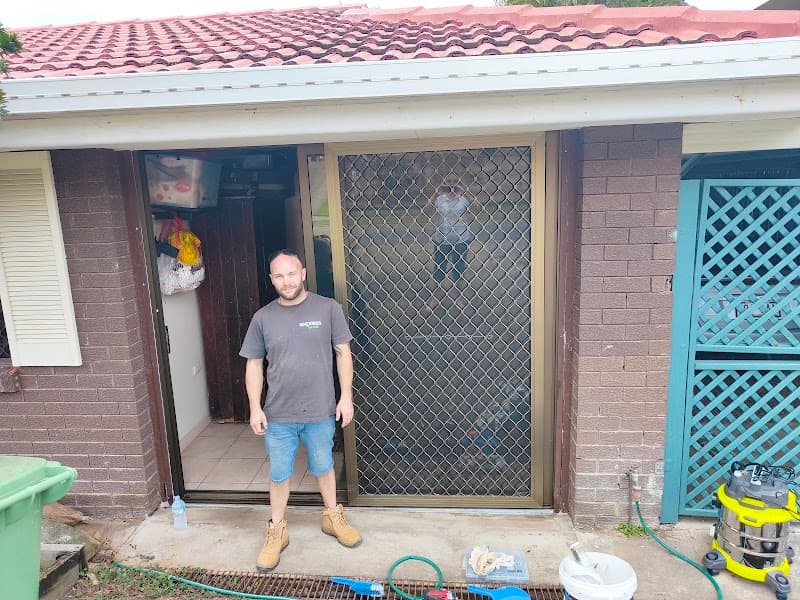 Express Glass glass & glazier work in Coopers Plains