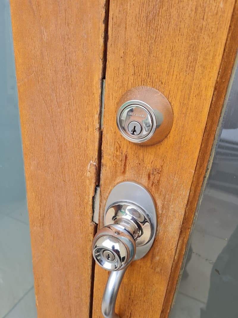Express Locksmith Gold Coast - 24/7 Locksmith Services locksmith work in Surfers Paradise