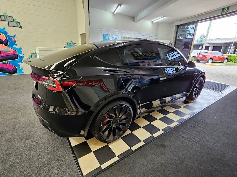 Express Tinting Browns Plains window tinting work in Browns Plains