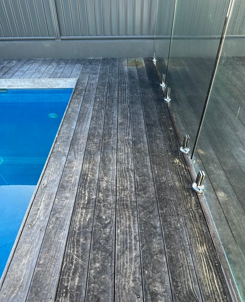 Exterior Clean QLD | Pressure Cleaning | House Washing | Solar Panel Maintenance gutter cleaning work in Pelican Waters
