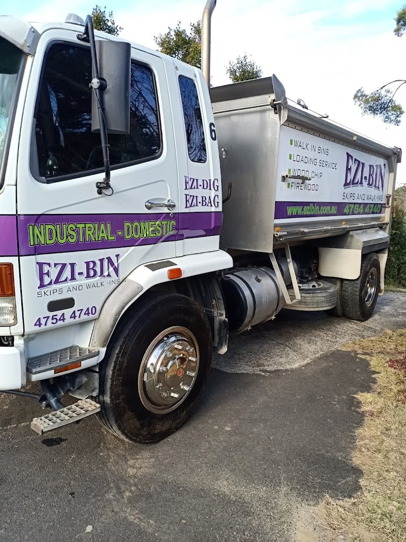 Ezi-Bin Skip Bins rubbish removal work in Emu Plains