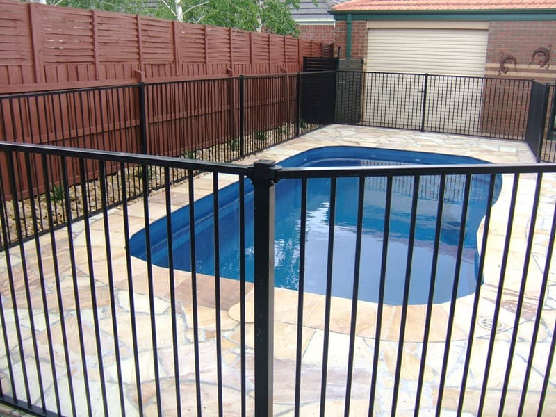 Ezy Build - Fencing - Patios - Carports - Sheds fencing work in St Helens