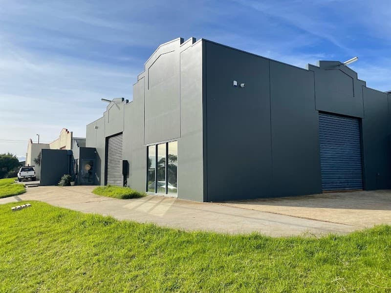 Ezyflow Painting Pty Ltd painter work in Mornington