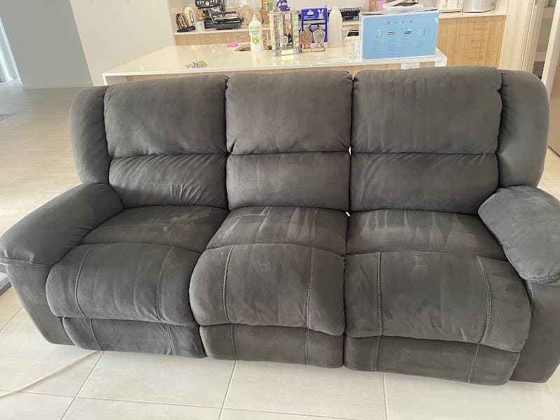 F and R Cleaning Services carpet cleaning work in Blue Haven