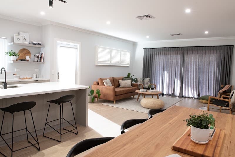 Fabriq (formerly Reanne Curtains & Designs) curtains & blinds work in Strathdale