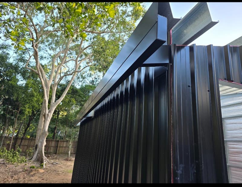 Fair Dinkum Builds Bundaberg garage doors work in Bundaberg Central
