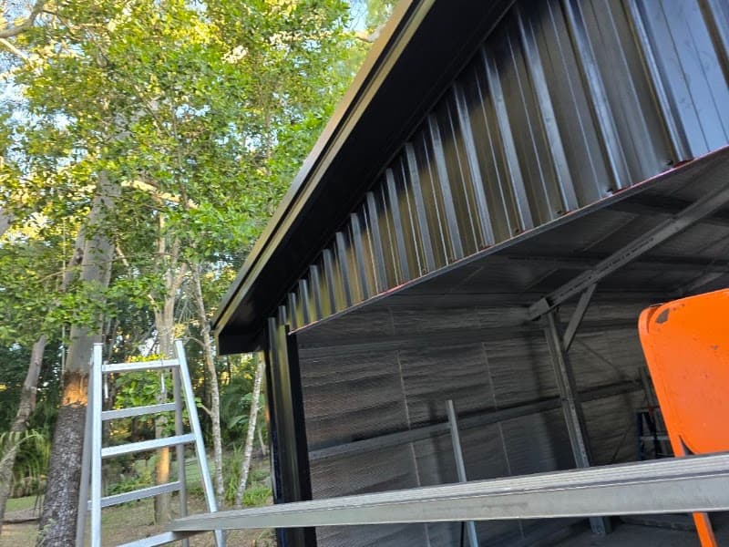 Fair Dinkum Builds Bundaberg garage doors work in Bundaberg Central
