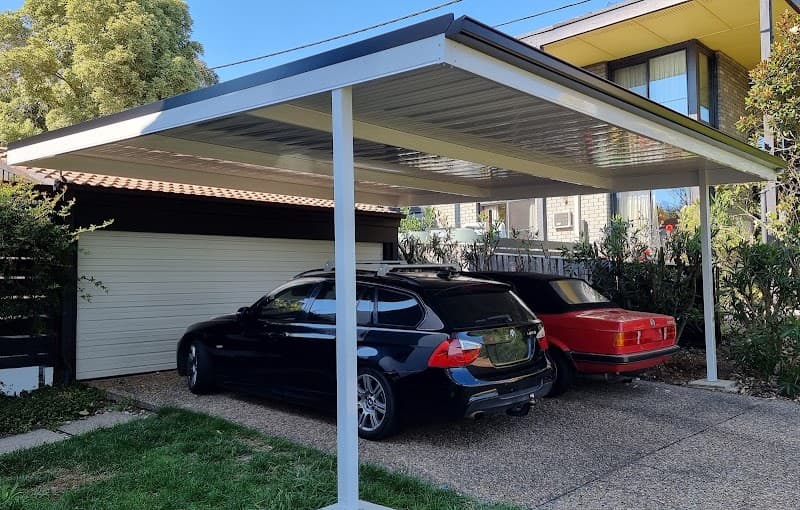 FAIR DINKUM BUILDS CANBERRA garage doors work in Mitchell