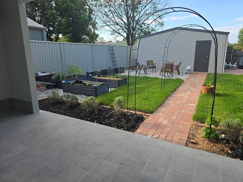 FAIR DINKUM BUILDS CANBERRA garage doors work in Mitchell
