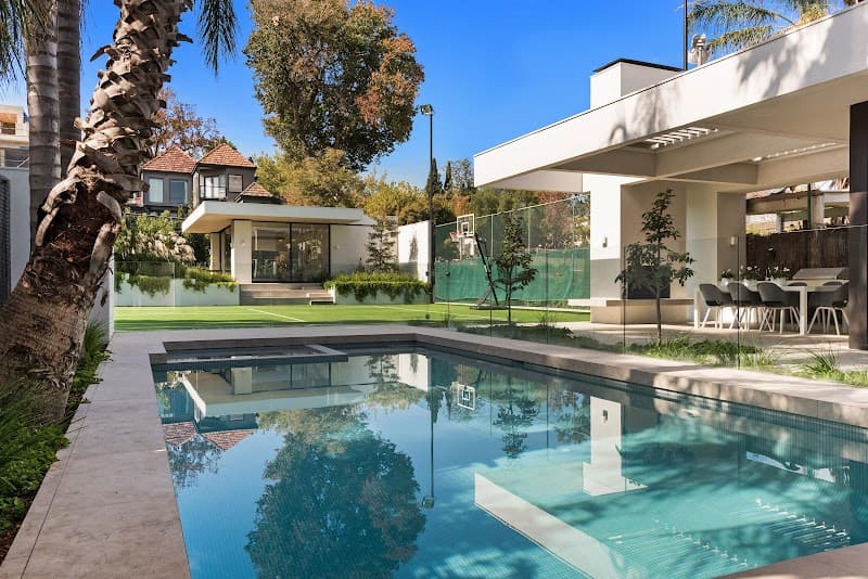 Falcon Pools pool builder work in Dandenong South