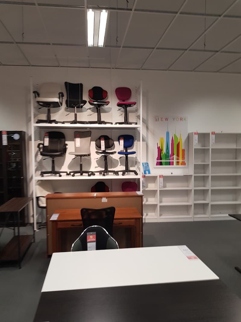 Fantastic Furniture furniture assembly & tv mounting work in Allenstown