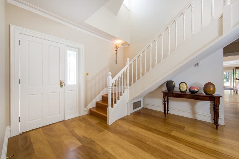 Farben painter work in South Albury