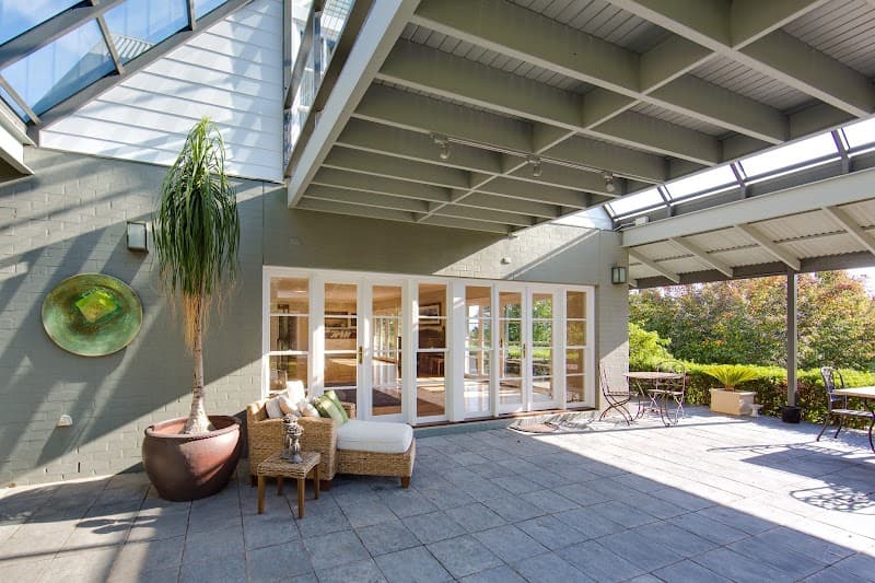 Farben painter work in South Albury