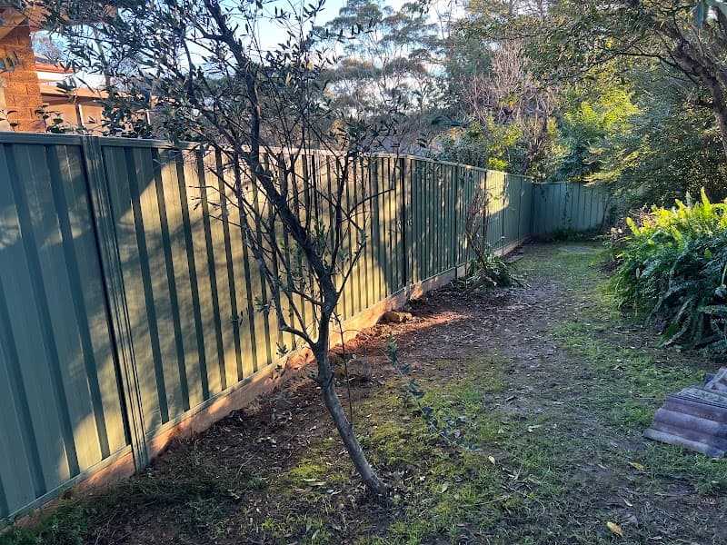 Fence & Gate Specialist | Colorbond | Rural | Chainwire Metal Fence Blue Mountains fencing work in Springwood