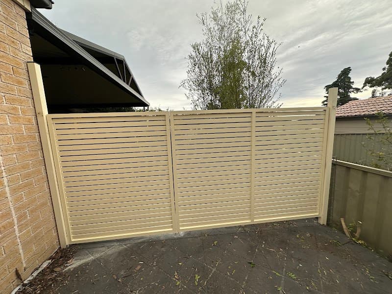 Fence & Gate Specialist | Colorbond | Rural | Chainwire Metal Fence Blue Mountains fencing work in Springwood