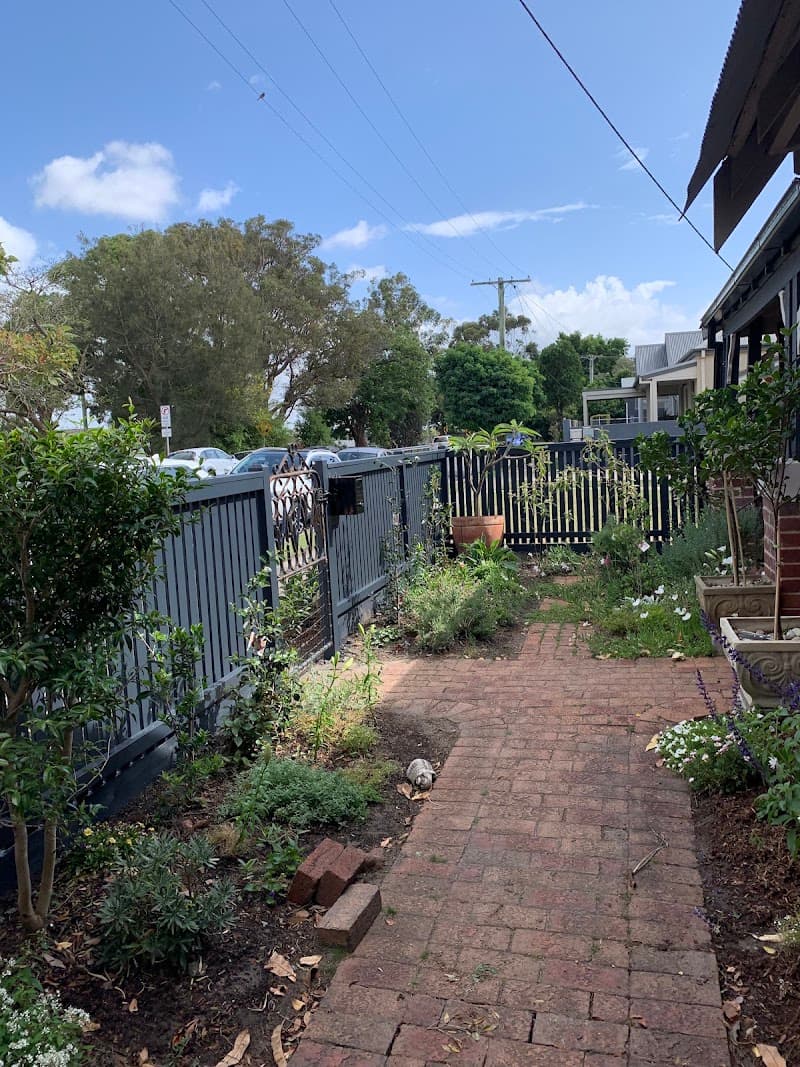 Fenced in fencing work in Waratah West