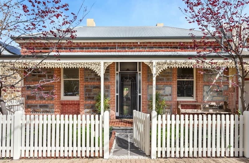 Fences Adelaide fencing work in Adelaide