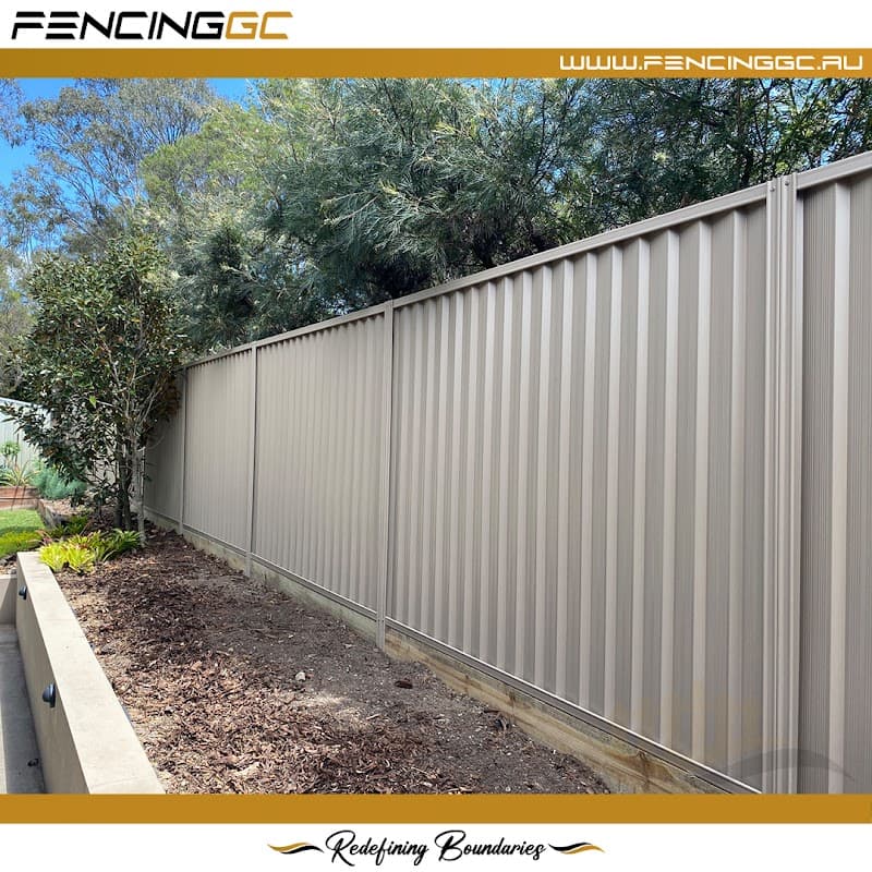 Fencing Gold Coast fencing work in Helensvale