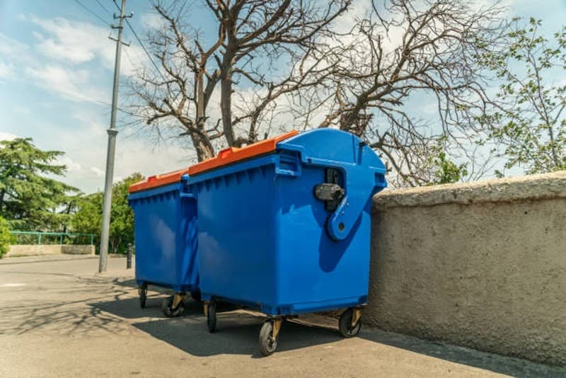 Fieldmans Waste Management Pty Ltd rubbish removal work in Dandenong South