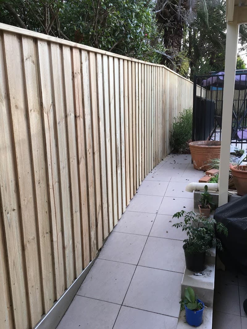Fine Fencing fencing work in Manly Vale