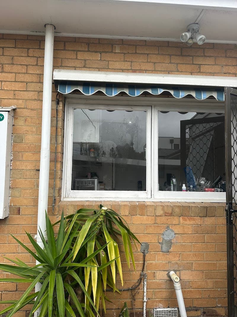 Five Star Glass and Caulking glass & glazier work in Keysborough