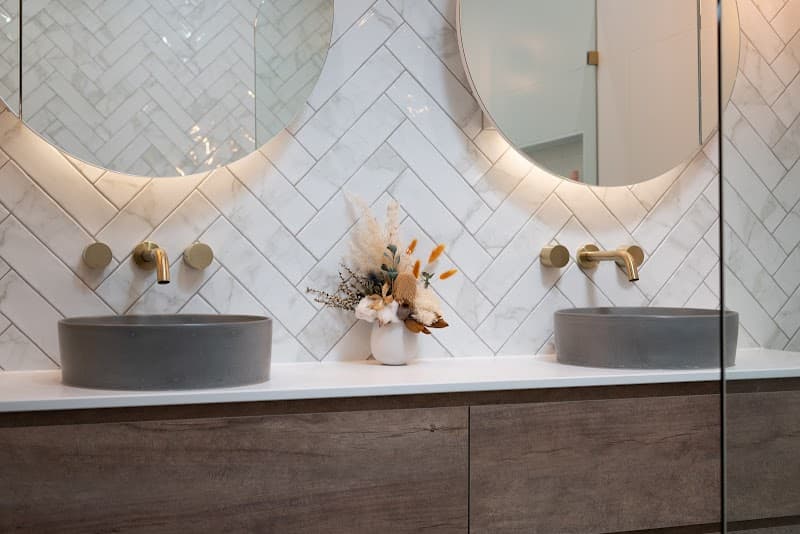 Flat Hill Constructions bathroom renovation work in Indooroopilly