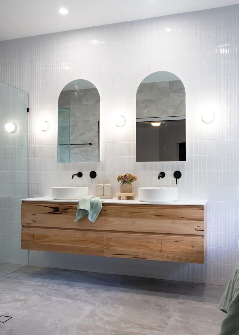 Flat Hill Constructions bathroom renovation work in Indooroopilly