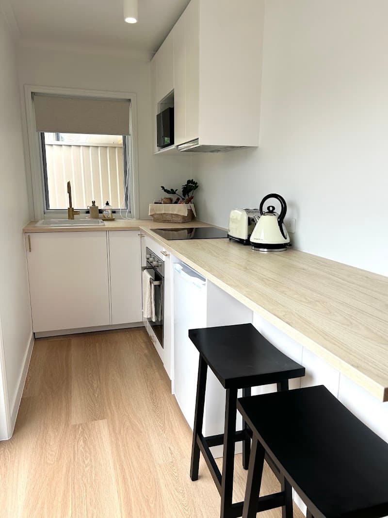 Flat Pack Builders furniture assembly & tv mounting work in Currumbin Waters