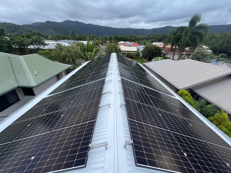 FMD Solar Cairns solar panel installation work in Manunda