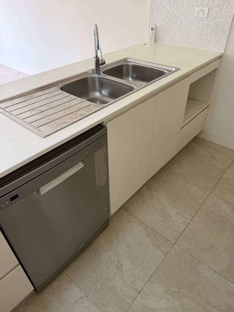 Focus prime cleaning gutter cleaning work in Westmead