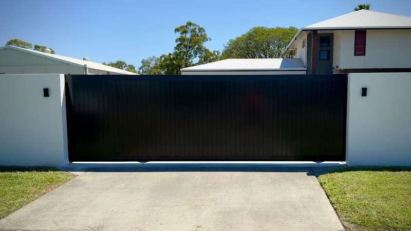 Forza Fencing fencing work in Aitkenvale