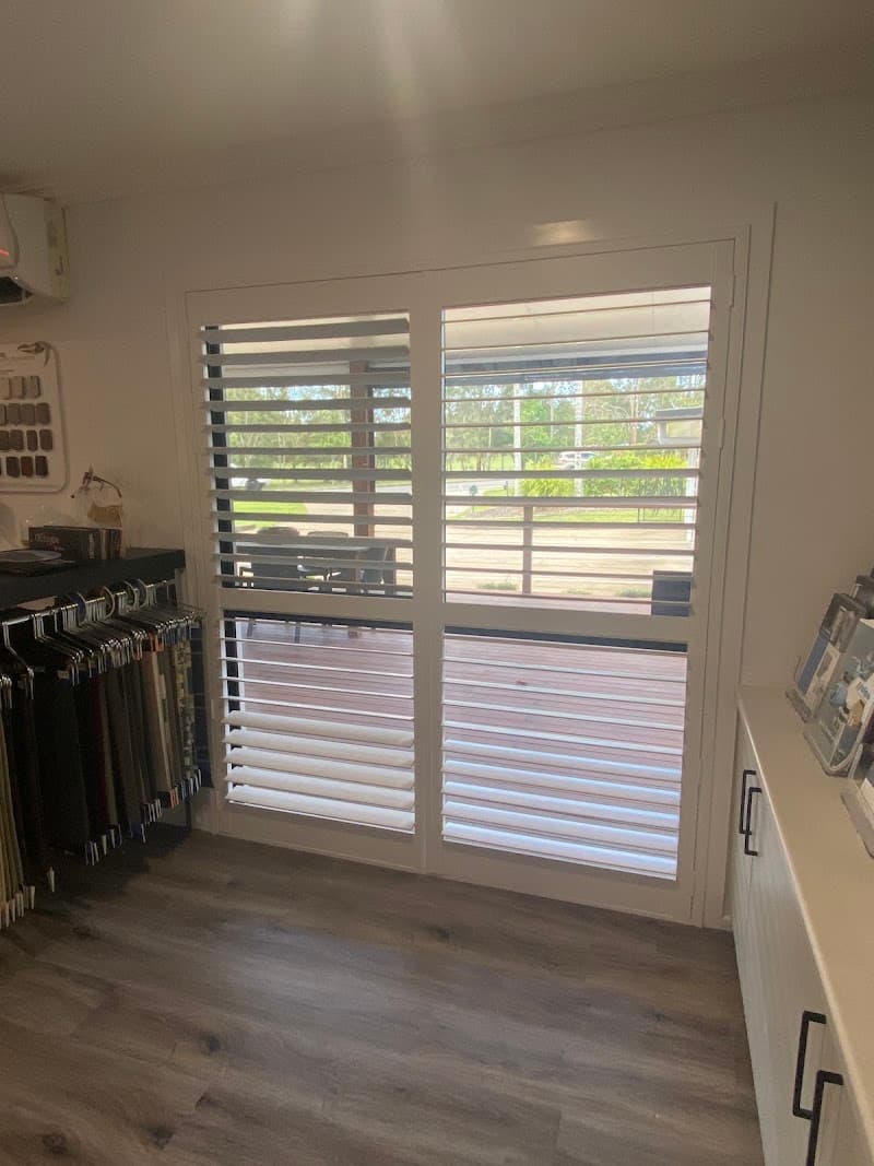 Franks Home Decor Centre curtains & blinds work in Pialba