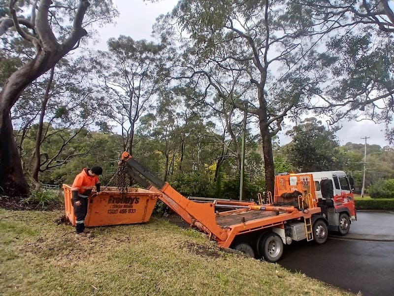 Freddy's Skip Bin Hire rubbish removal work in Padstow