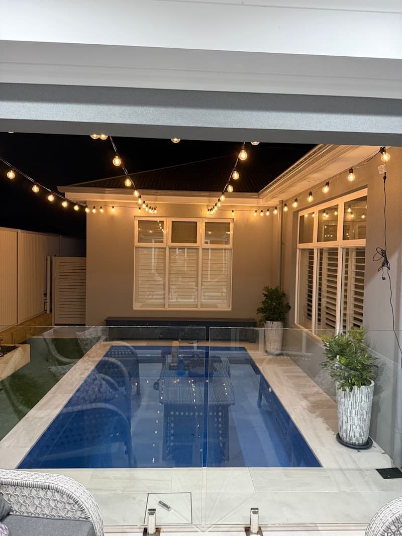 Freedom Pools & Spas pool builder work in Joondalup