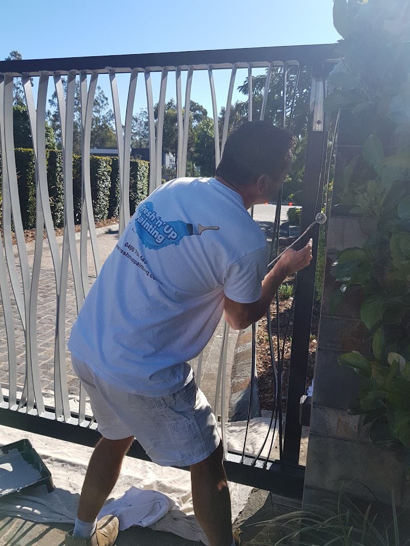 Fresh 'n' Up Painting painter work in Augustine Heights