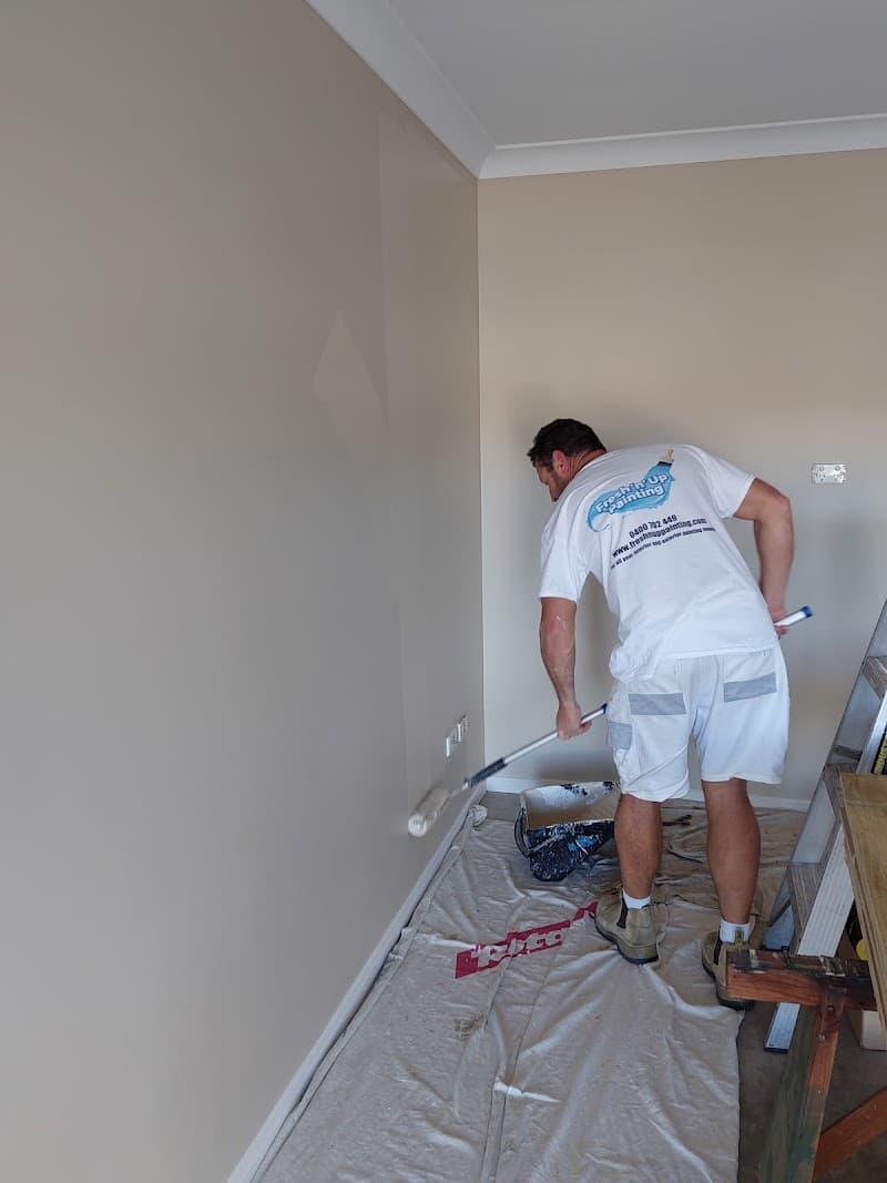 Fresh 'n' Up Painting painter work in Augustine Heights