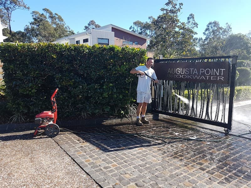 Fresh 'n' Up Painting painter work in Augustine Heights