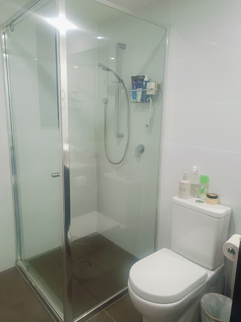Freya Clean Service cleaning work in Logan Central