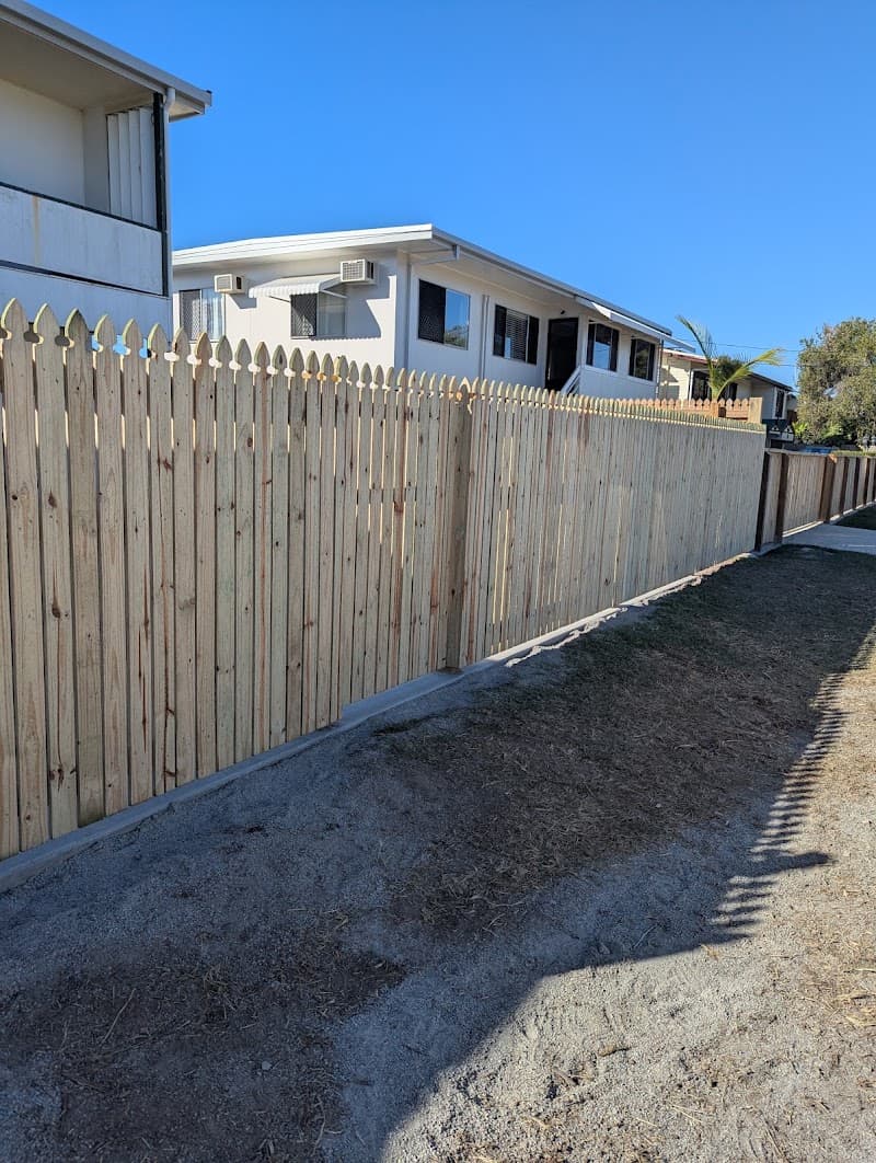 G & T HIRE Fencing & Pool inspections Townsville fencing work in Kelso
