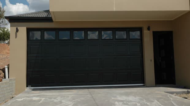 G T Roller Doors garage doors work in California Gully