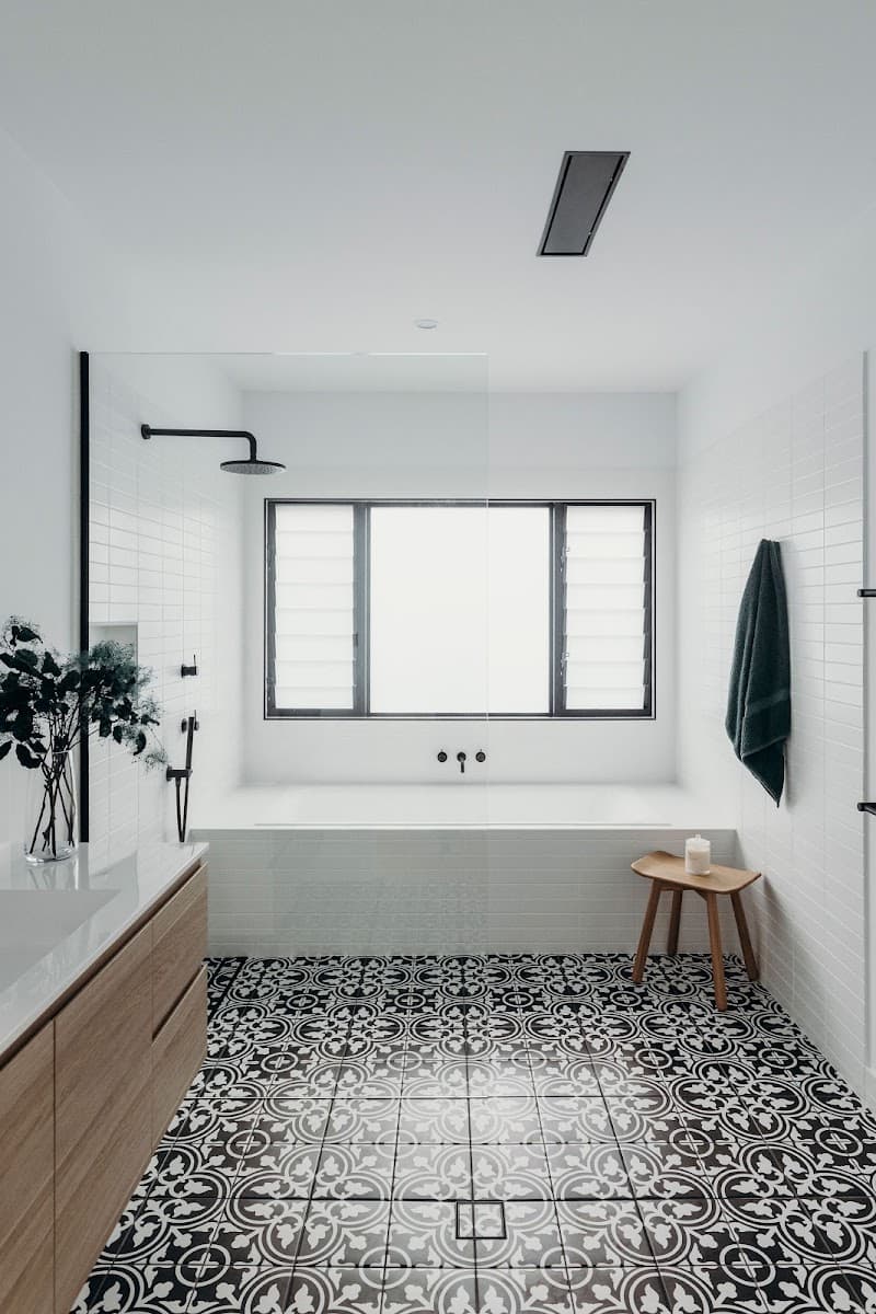 G&M Building bathroom renovation work in Caves Beach